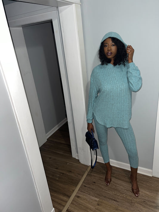 Relaxed and Hooded Lounge Set